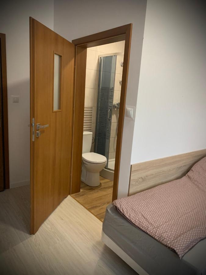 Hostel Sportowa Płońsk Kültér fotó