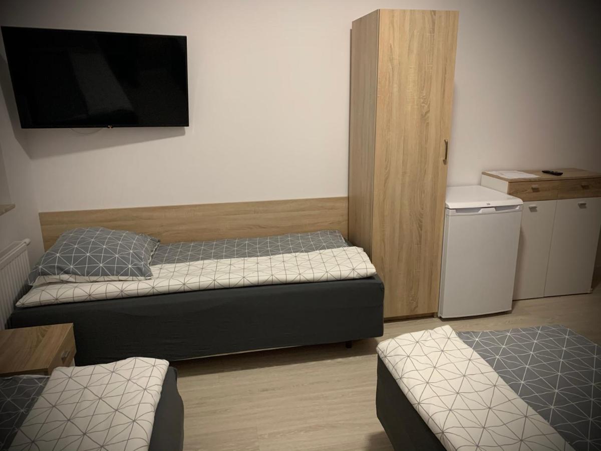 Hostel Sportowa Płońsk Kültér fotó