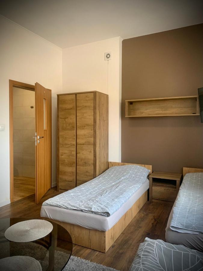 Hostel Sportowa Płońsk Kültér fotó