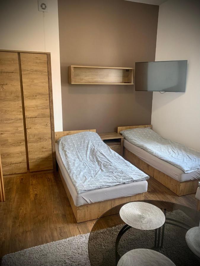 Hostel Sportowa Płońsk Kültér fotó