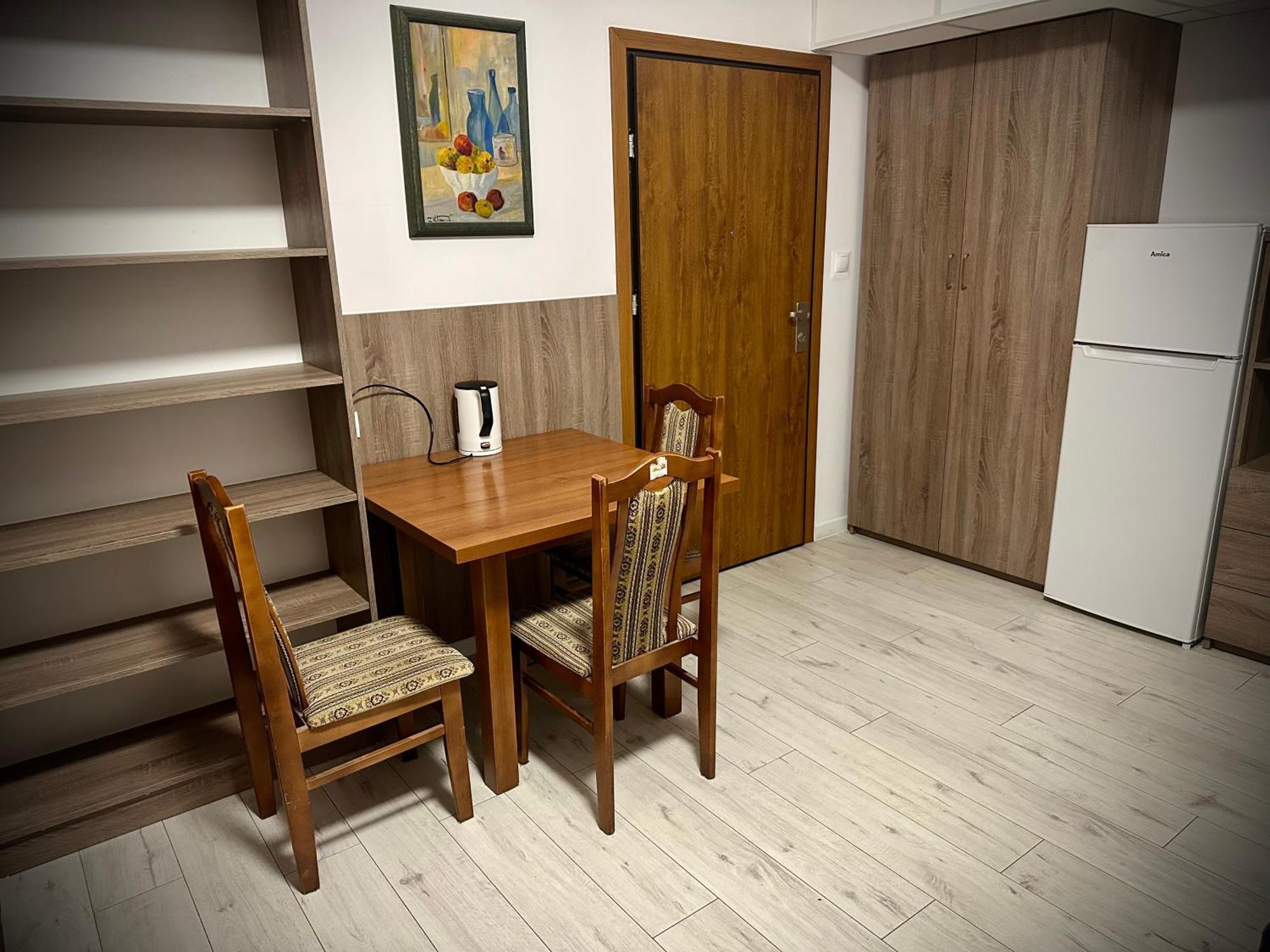 Hostel Sportowa Płońsk Kültér fotó